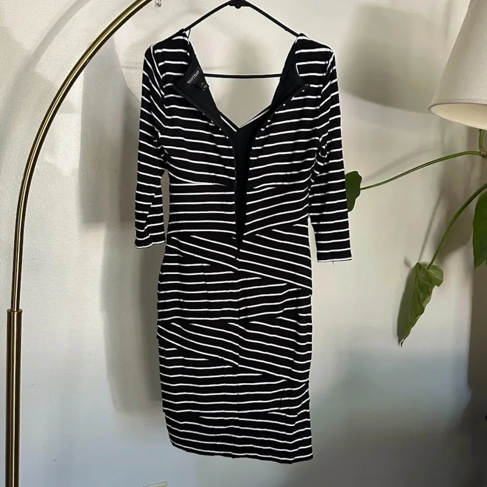 White House Black Market Striped Midi Shapewear built in dress Womens 6. - Picture 4 of 5